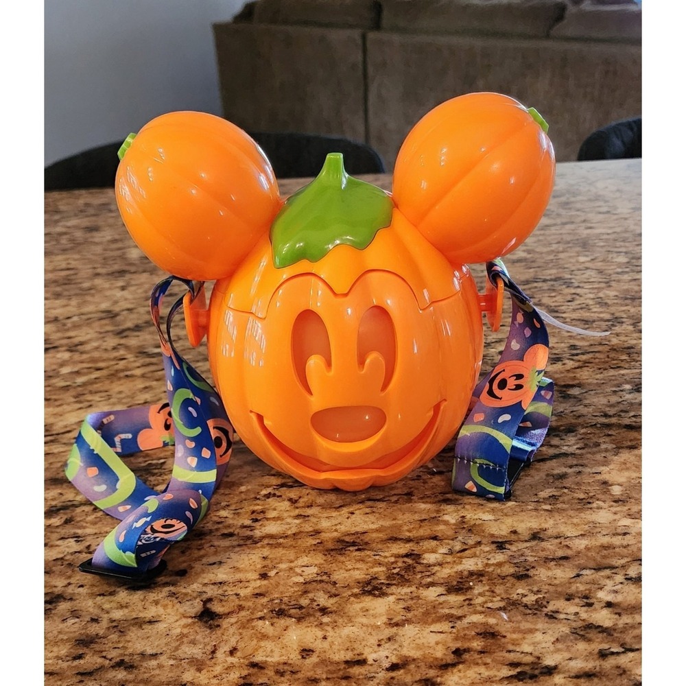 Disney  Mickey Jack O Lantern Light Up And Color Changing Cup 24' Missing Straw